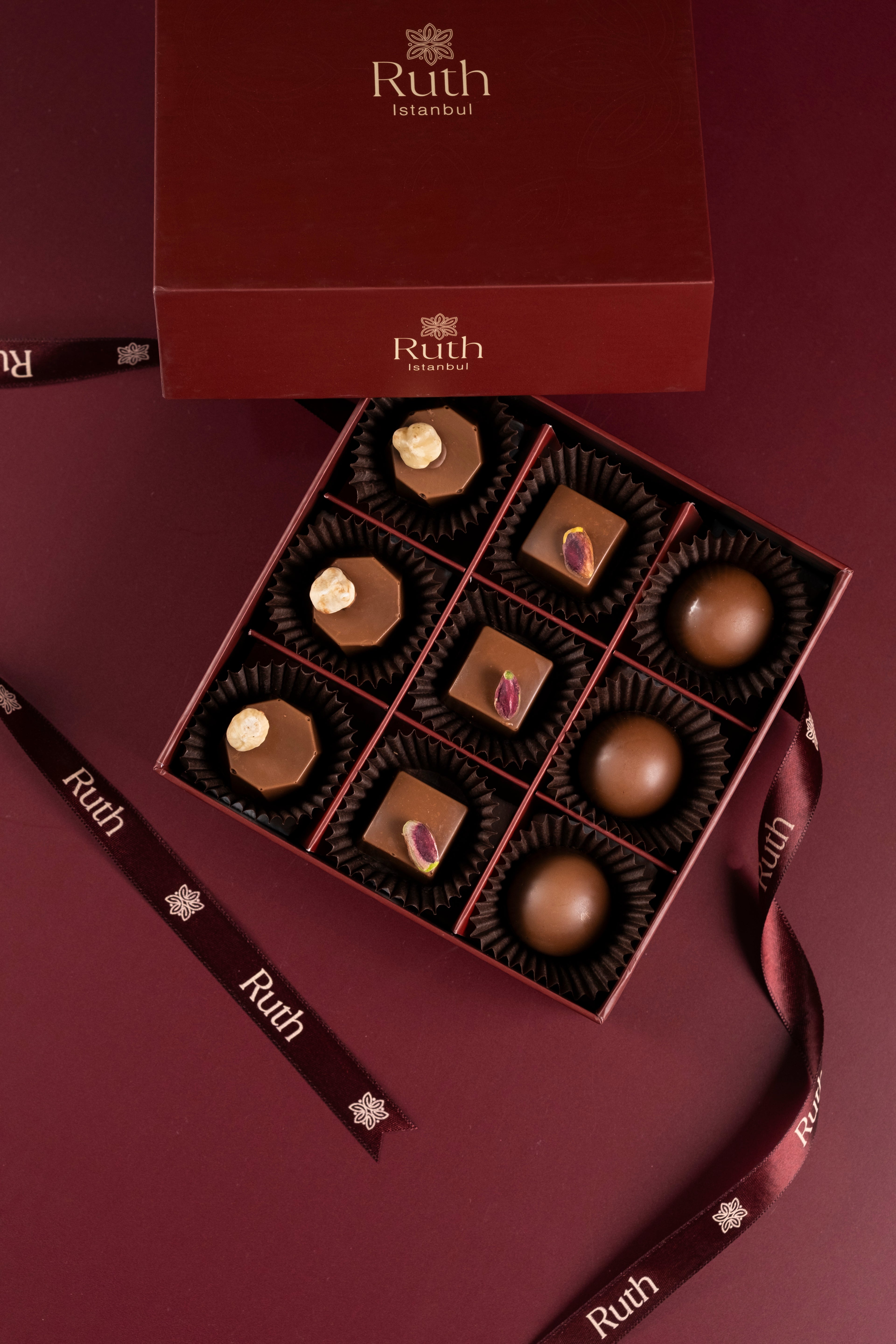 RUTH DELUXE:1